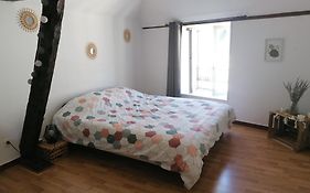 Gîte à Sées avec garage privé en centre ville